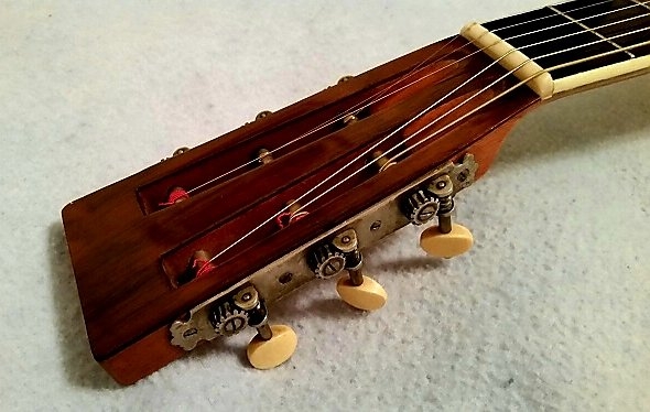 Headstock .jpg