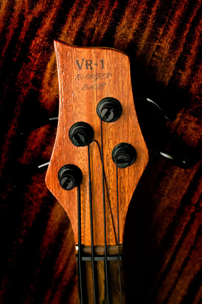 Headstock0121.jpg
