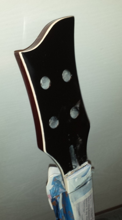 headstock20left-side20final.jpg