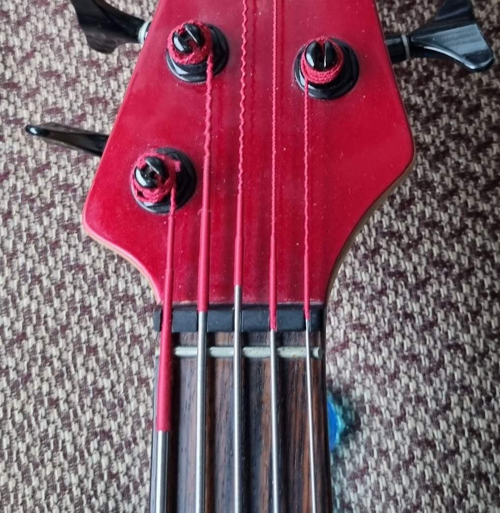 Headstock_FLATwound_short.jpg