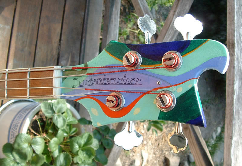headstock_front_outside_1.jpg