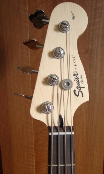 headstock_front_zpsde16cf16.jpg