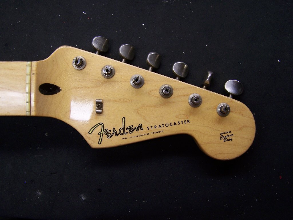 HEADSTOCK_H_1024.jpg