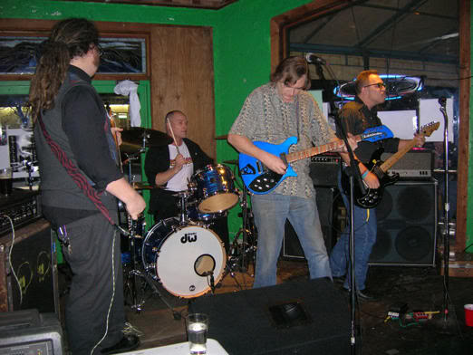 HH11205fullband.jpg
