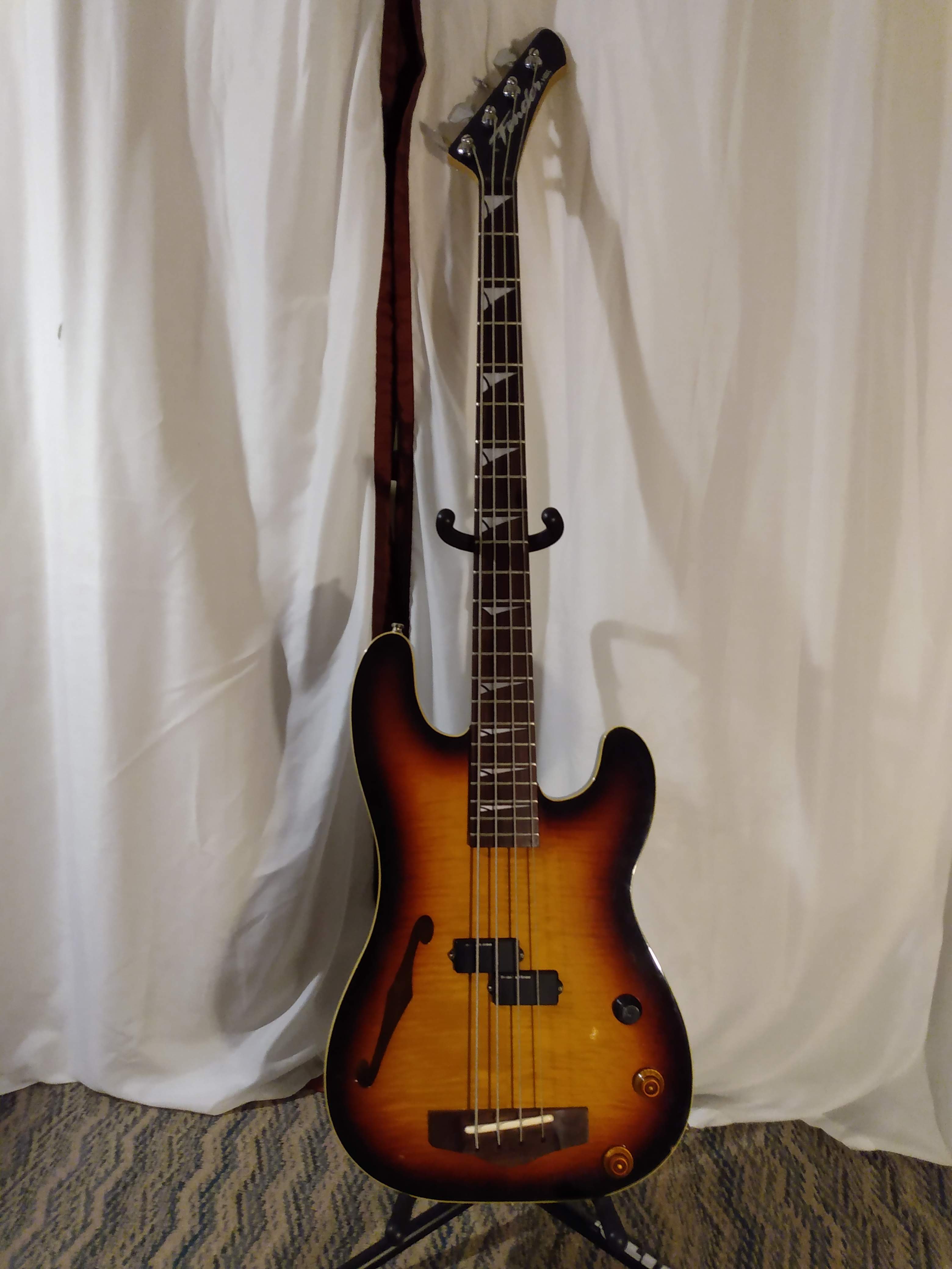 HMT Bass.jpg