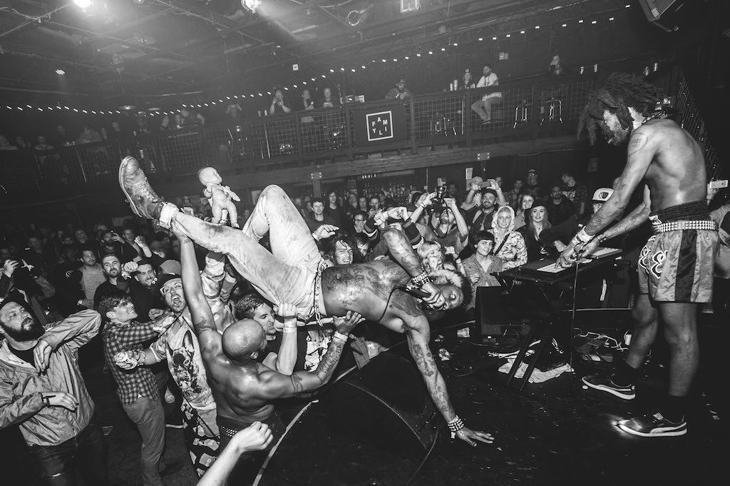 HO99O9-live.jpg