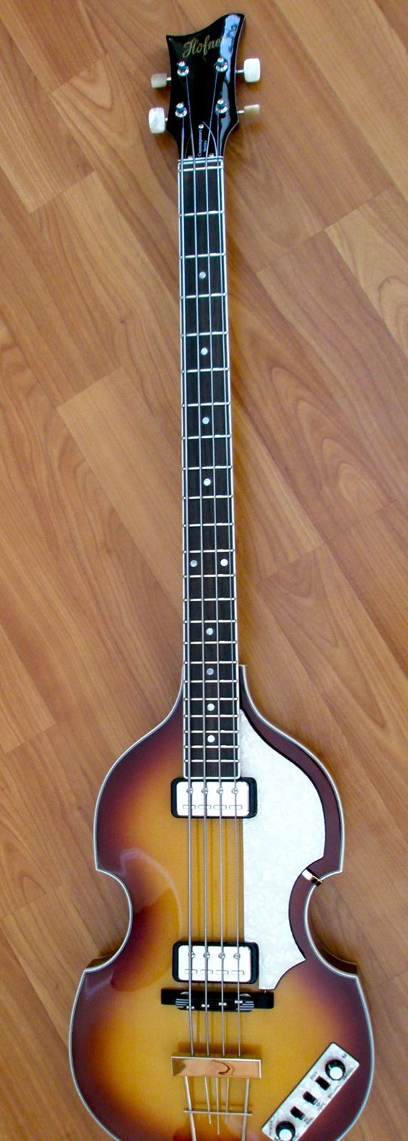hofner1.jpg