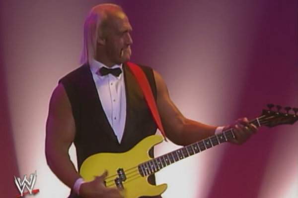 hogan bass.jpg