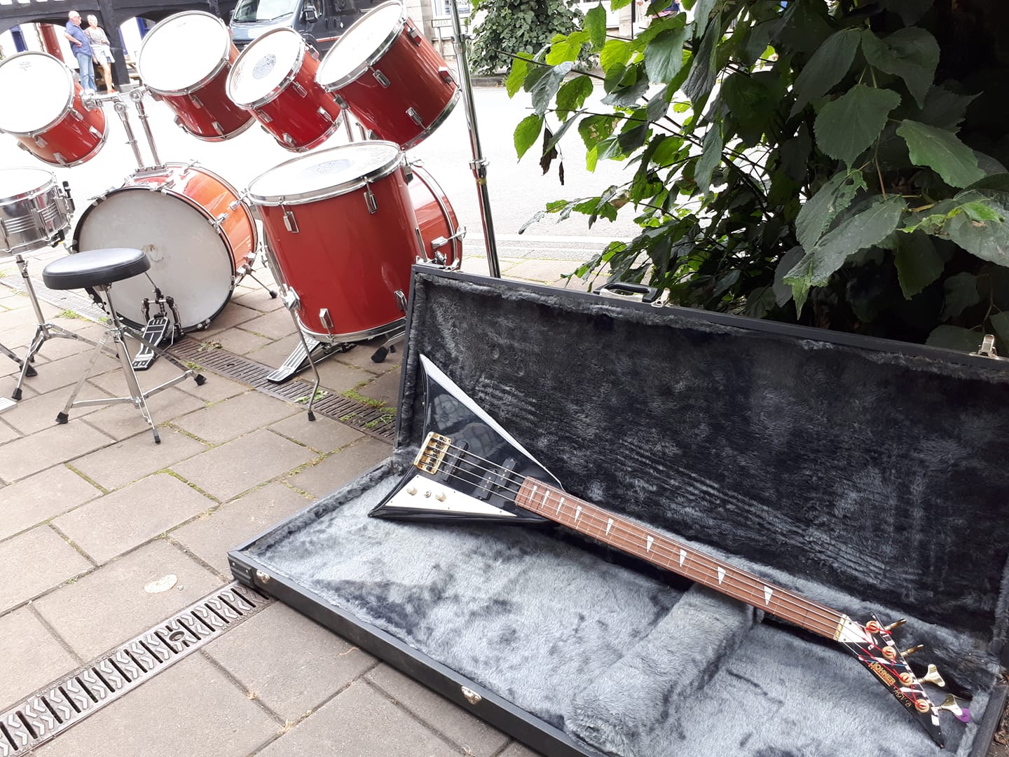hohner EBV bass.jpg