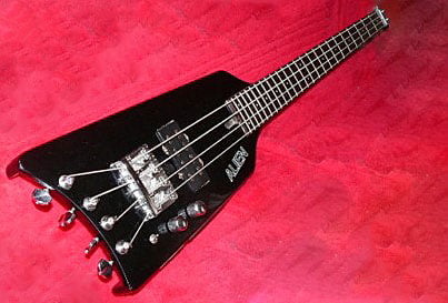 hondoalienheadlessbass-2.jpg