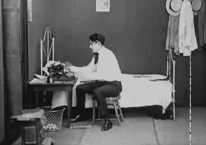 http%3A%2F%2Fmashable.com%2Fwp-content%2Fuploads%2F2013%2F06%2FTypewriter-throwing.gif