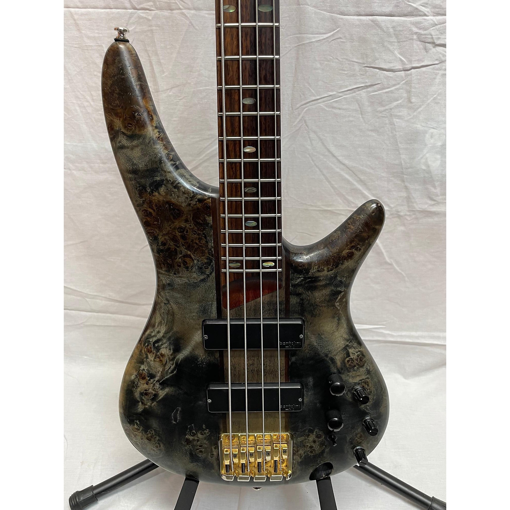 Ibanez bass.jpg