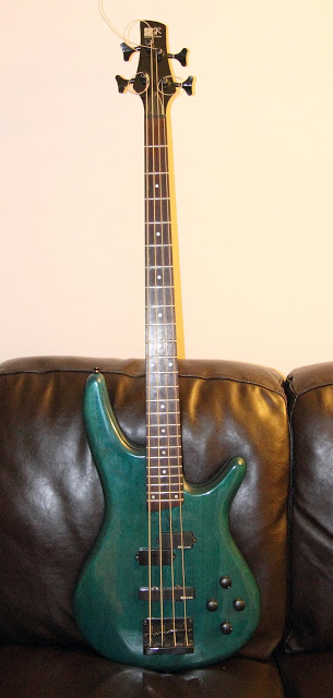 ibanez.jpg