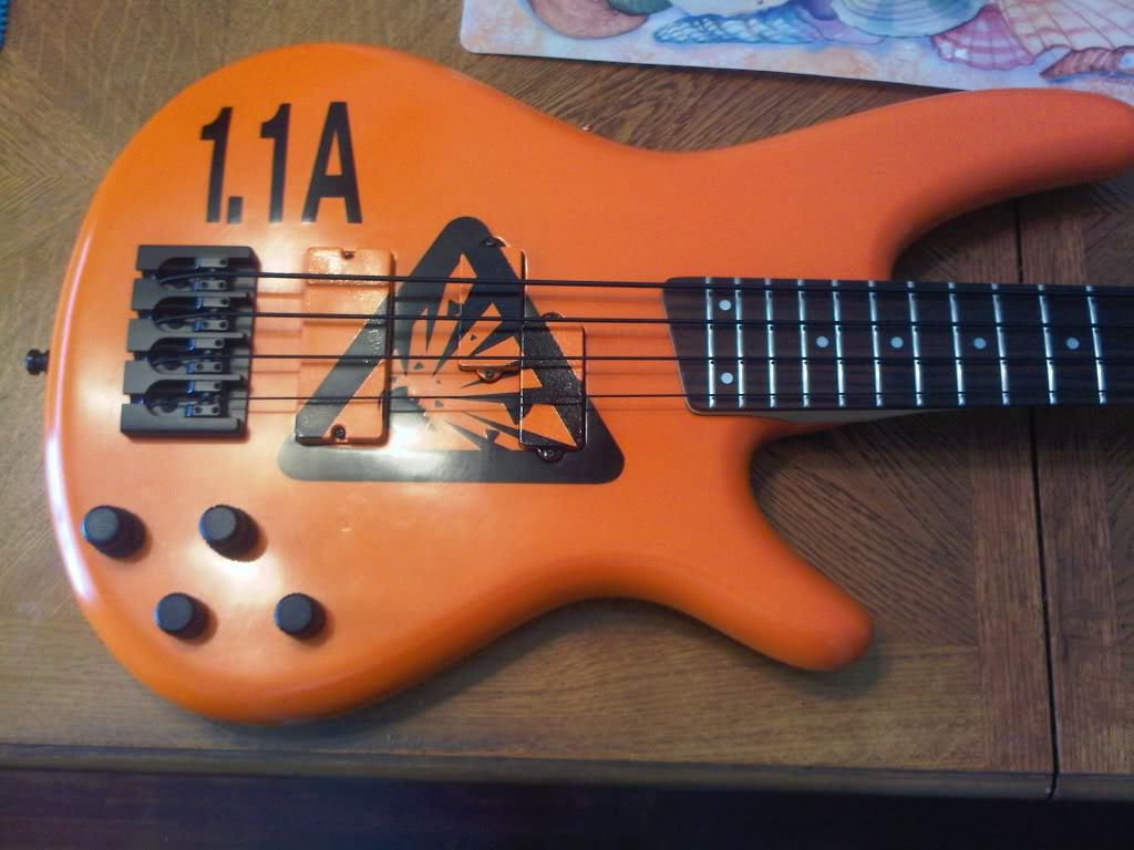 Ibanez3-2.jpg