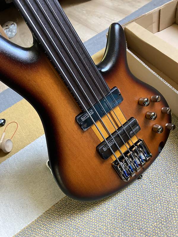 Ibanez_SRF705.jpg