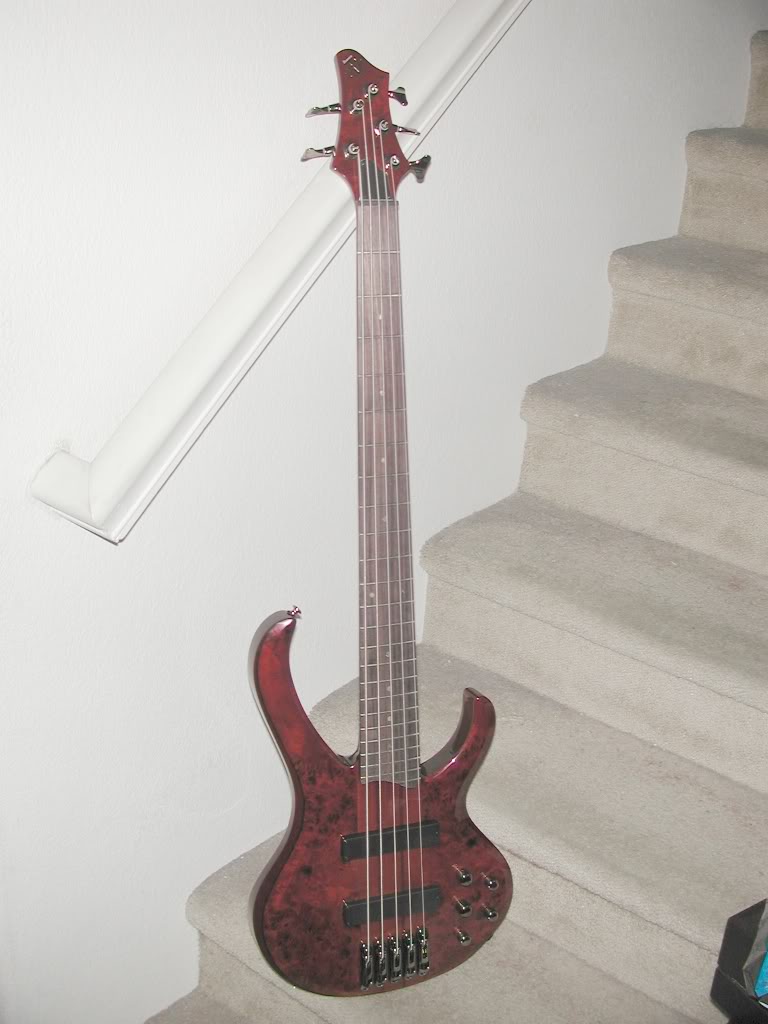 IbanezBTB775V.jpg