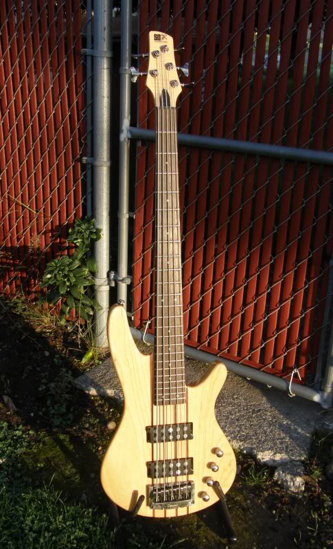 IbzSRX705.jpg
