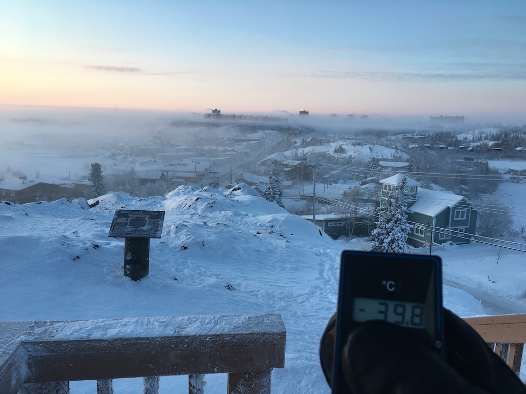 Ice_Fog_in_Yellowknife.jpg