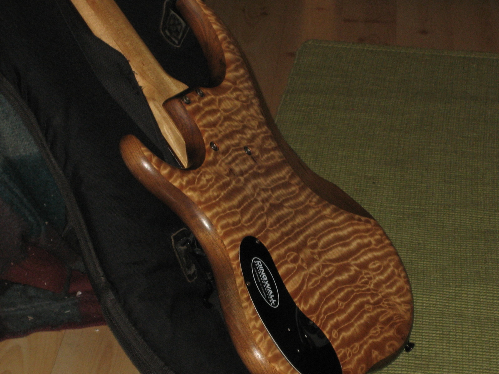 img2003x.jpg