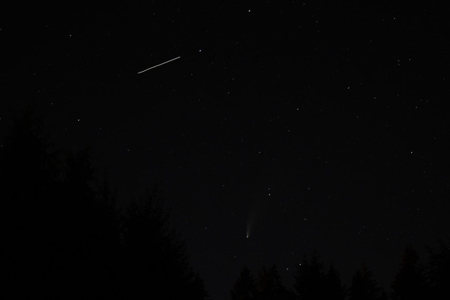 ISS-NEOWISE.jpg
