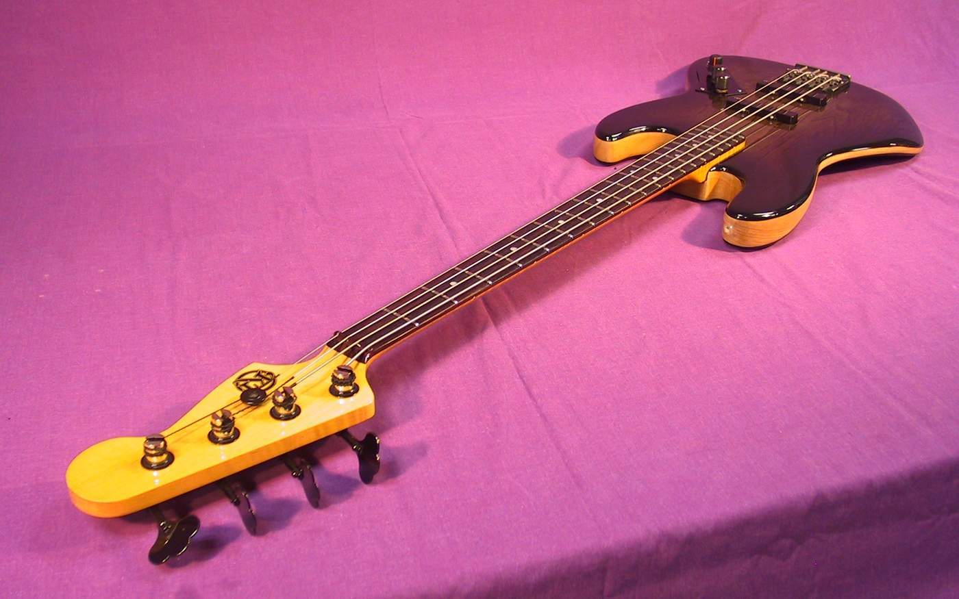 J-bass5.JPG