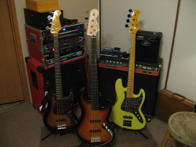 J_BASSES_01.jpg