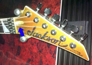 jackson+offset+truss+rod.jpg