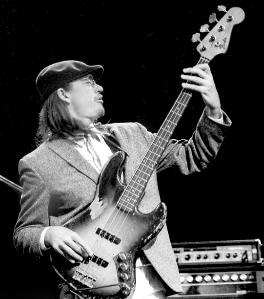 Jaco_Pastorius_1982.jpg