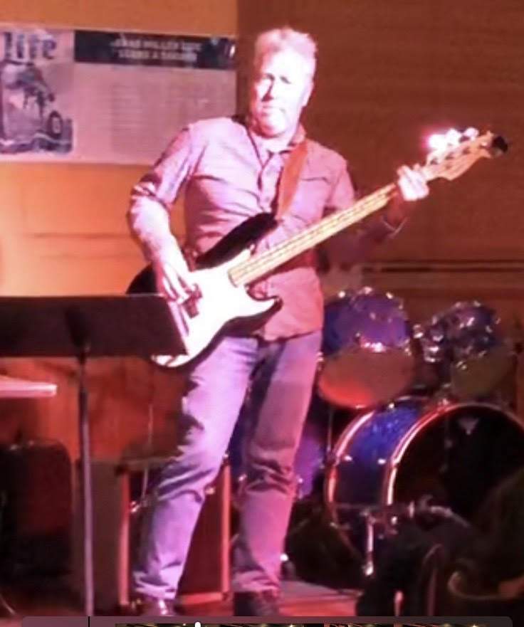 Jamming at Tuttles.jpg
