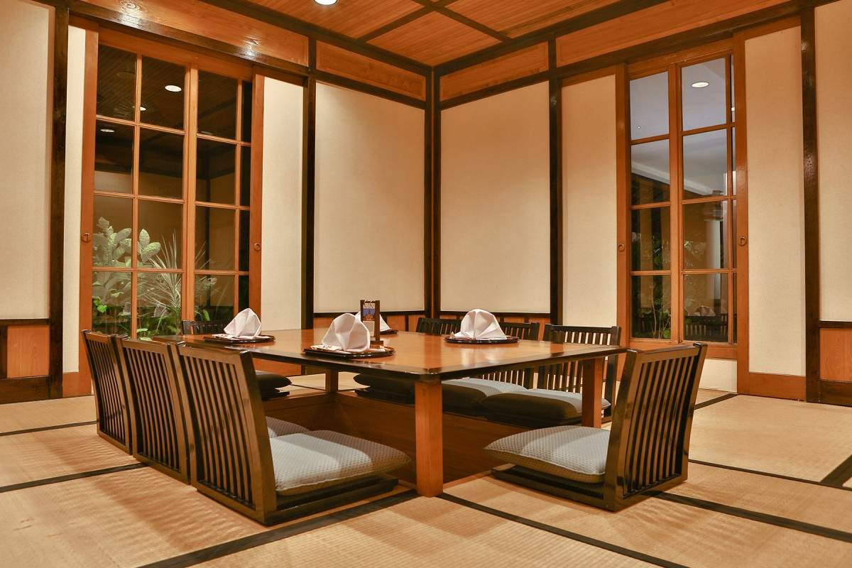 Japanese dining.jpg