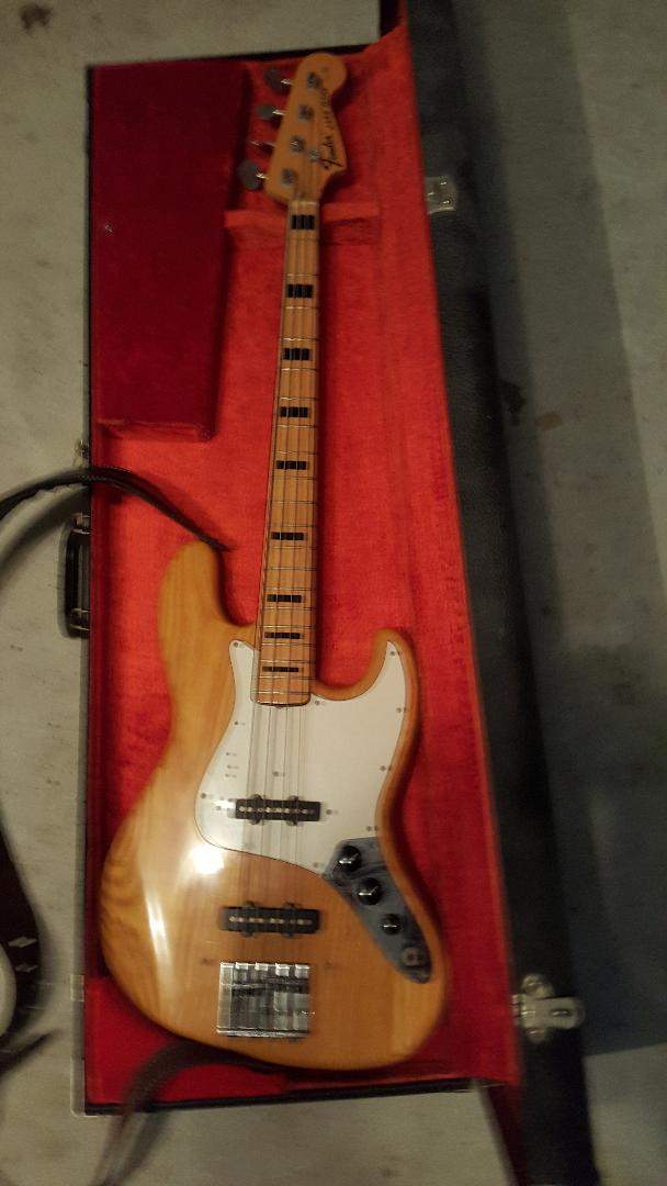 Jazz Bass Front.jpg
