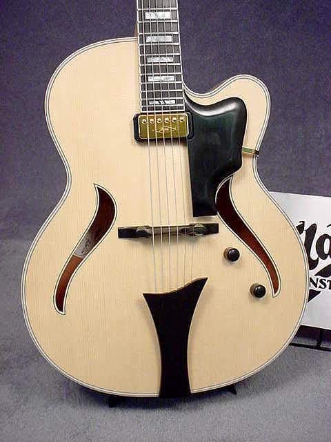 JAZZ-NAT_body-front.jpg
