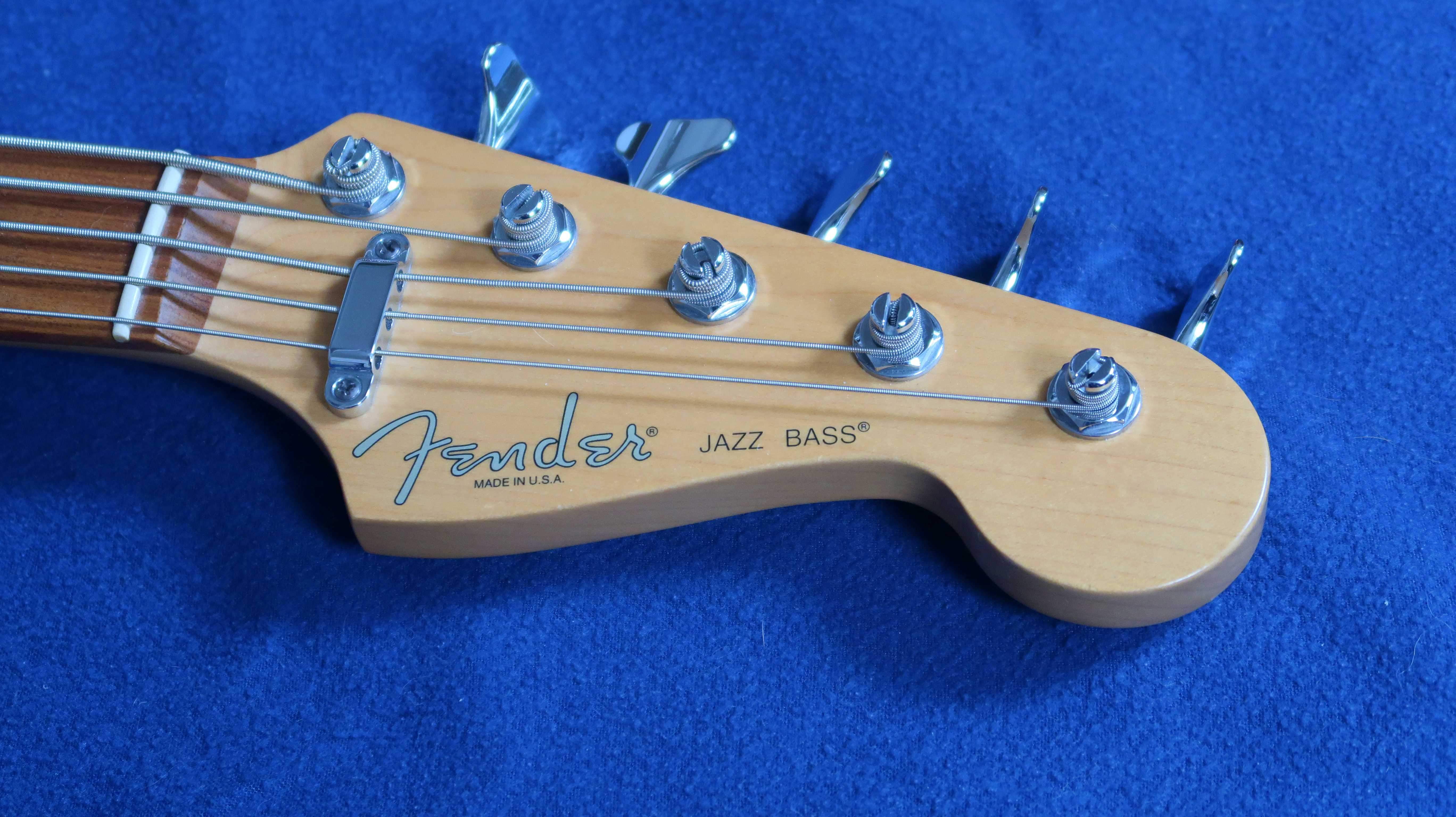 Jazz05-headstock-front.JPG