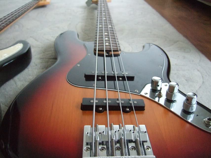 JazzBass4.jpg
