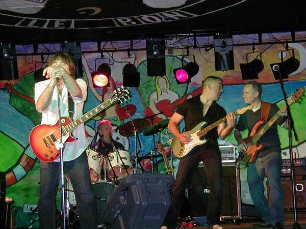 Jazzbones2007010.jpg