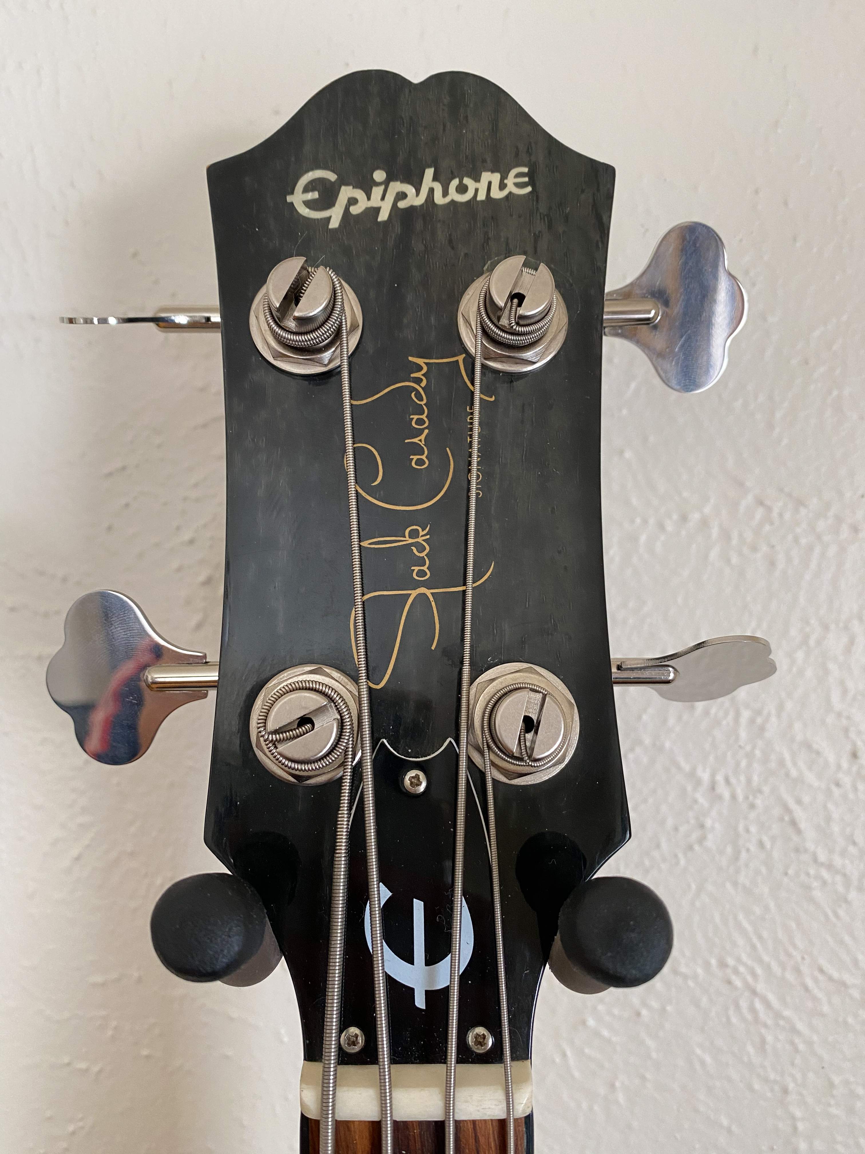 JCB_greasyheart_headstock.jpg