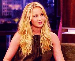 Jennifer-Lawrence-shaking-head-animated.gif