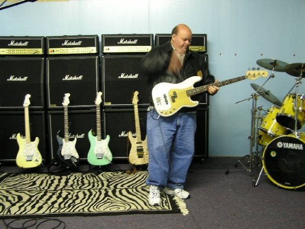 jimonbass.jpg