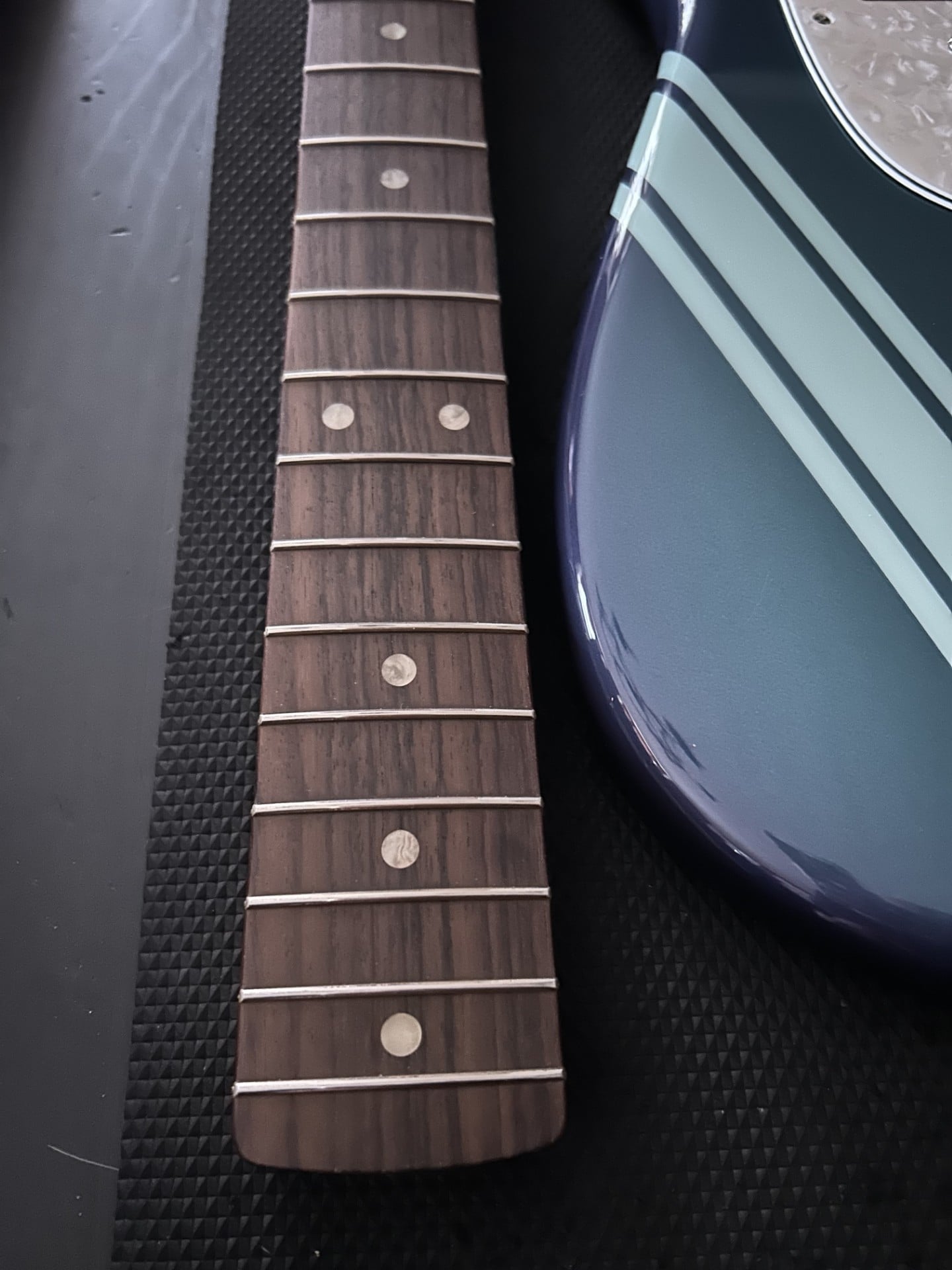 jmj_neck_fretboard.jpg