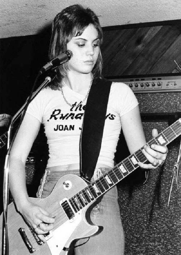 Joan-Jett-3.jpg