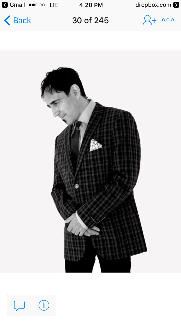 joe suit.png