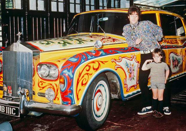 John-Lennon-Rolls-Royce.jpg
