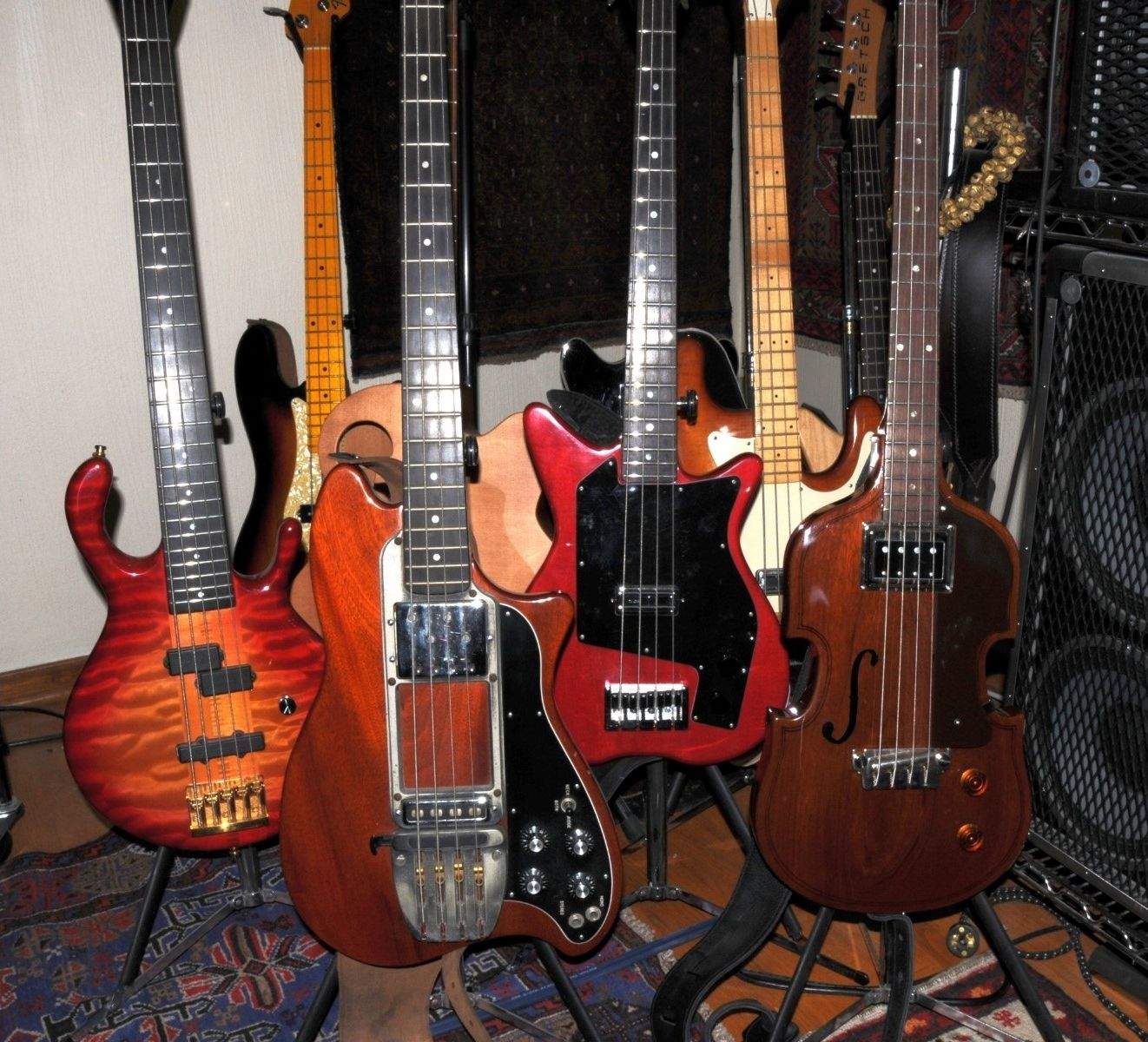 Jonlars basses-a.jpg