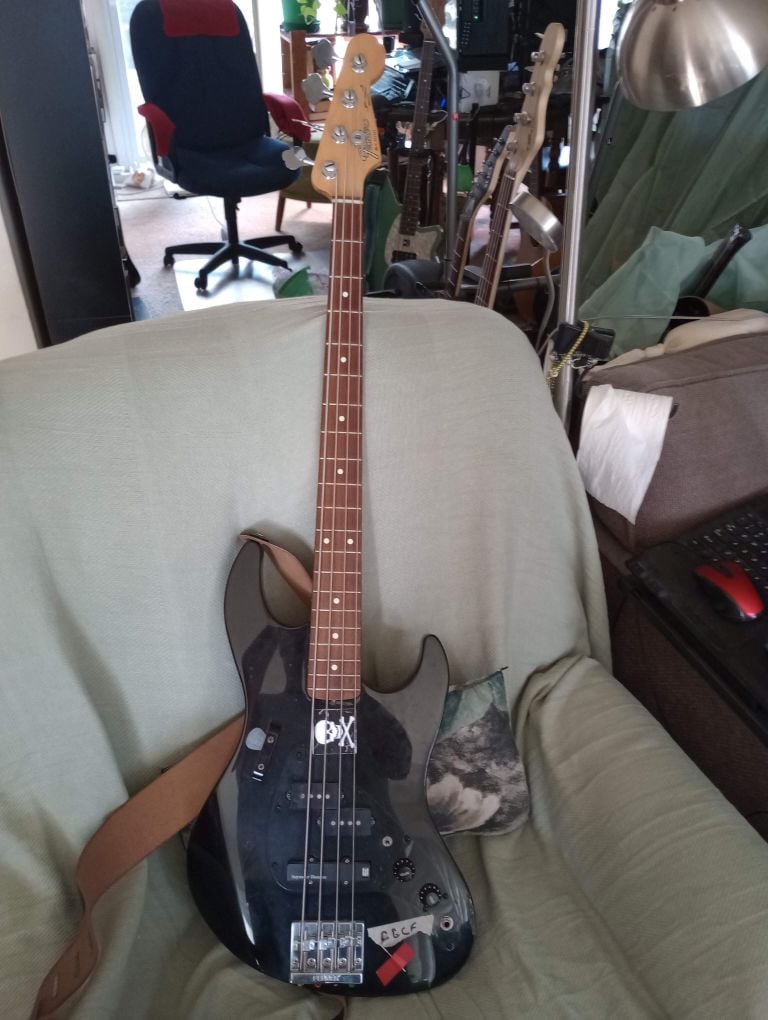 JP90sm.jpg