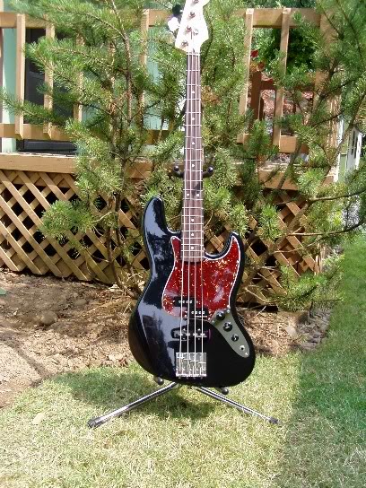 jpbass1.jpg