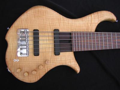 JPnaia003Custom.jpg
