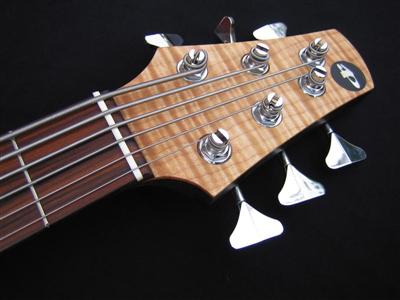 JPnaia004Custom.jpg