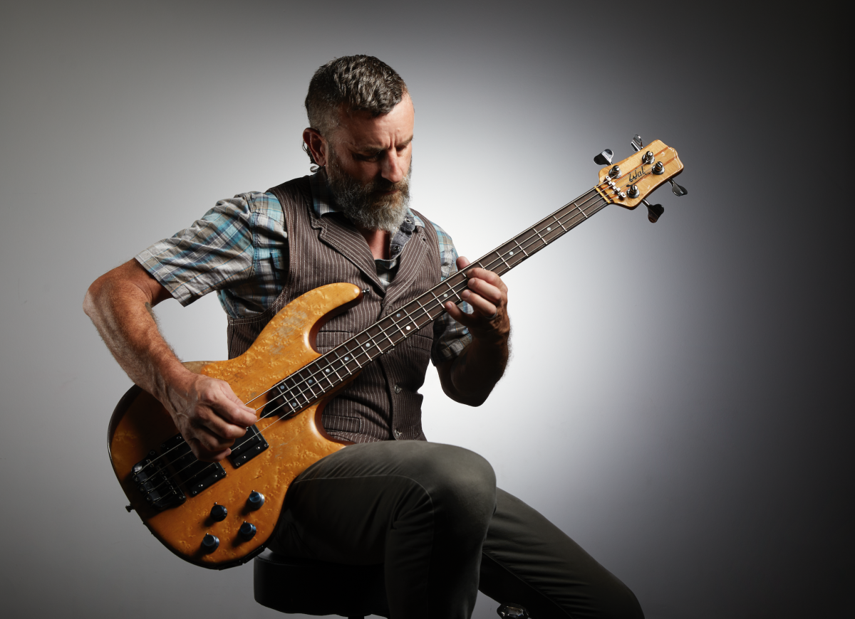 Justin Chancellor.png