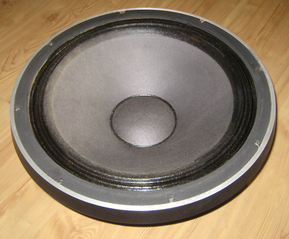 K145-02.jpg