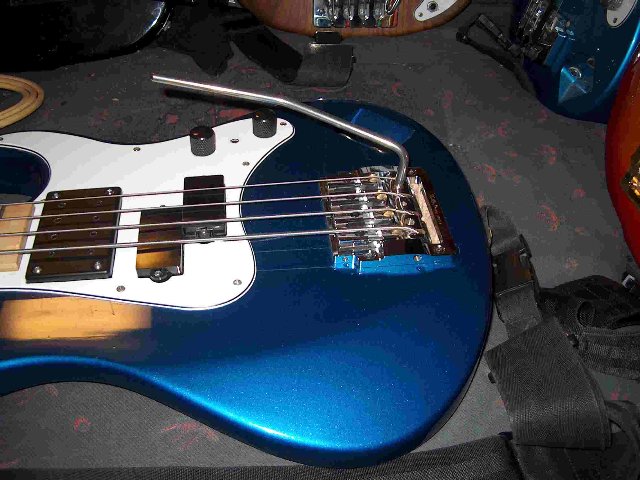 Kahler4string_640x480.jpg